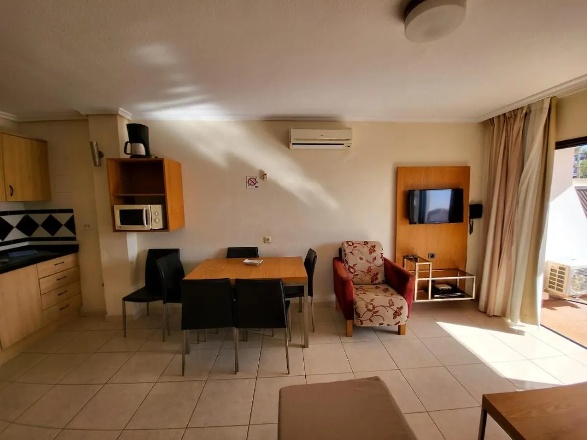 Апарт-отель Apartamentos Albatros Golf Del Sur Tenerife Сан Мигель